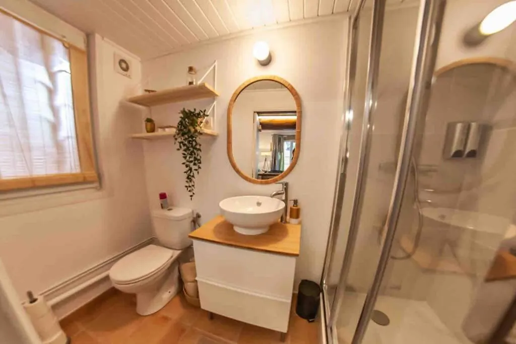 Charmant Studio/T2 Au Calme Avec Jardin Et Parking Fos-sur-Mer 0*,  France